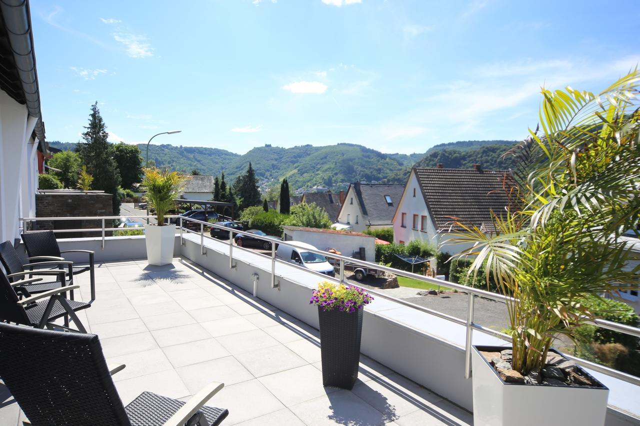 Hotel Vintage Am Bundesbank-Bunker Cochem Luaran gambar